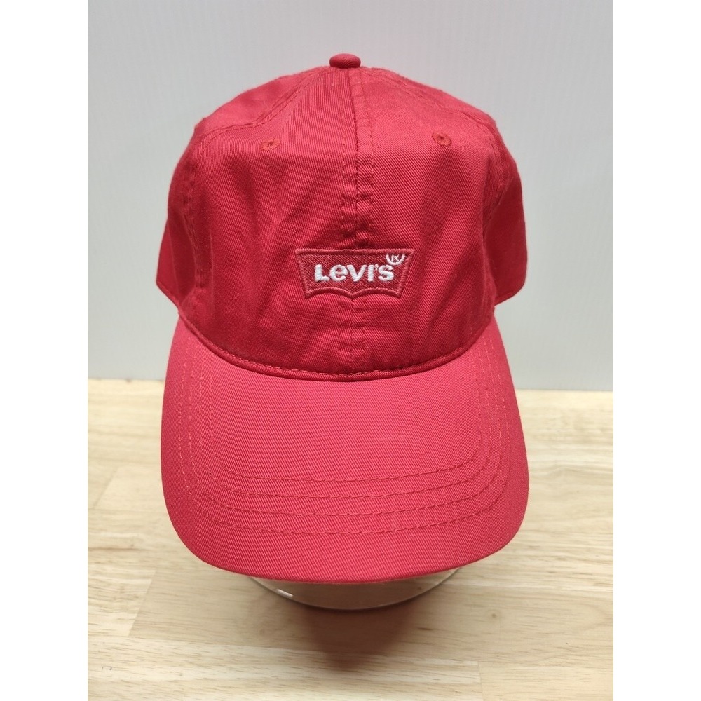 Levi's Batwing Baseball Cap Adjustable Strap One Size Red with Red Logo